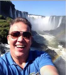 Foto do Fundador Claudio Lutzkat